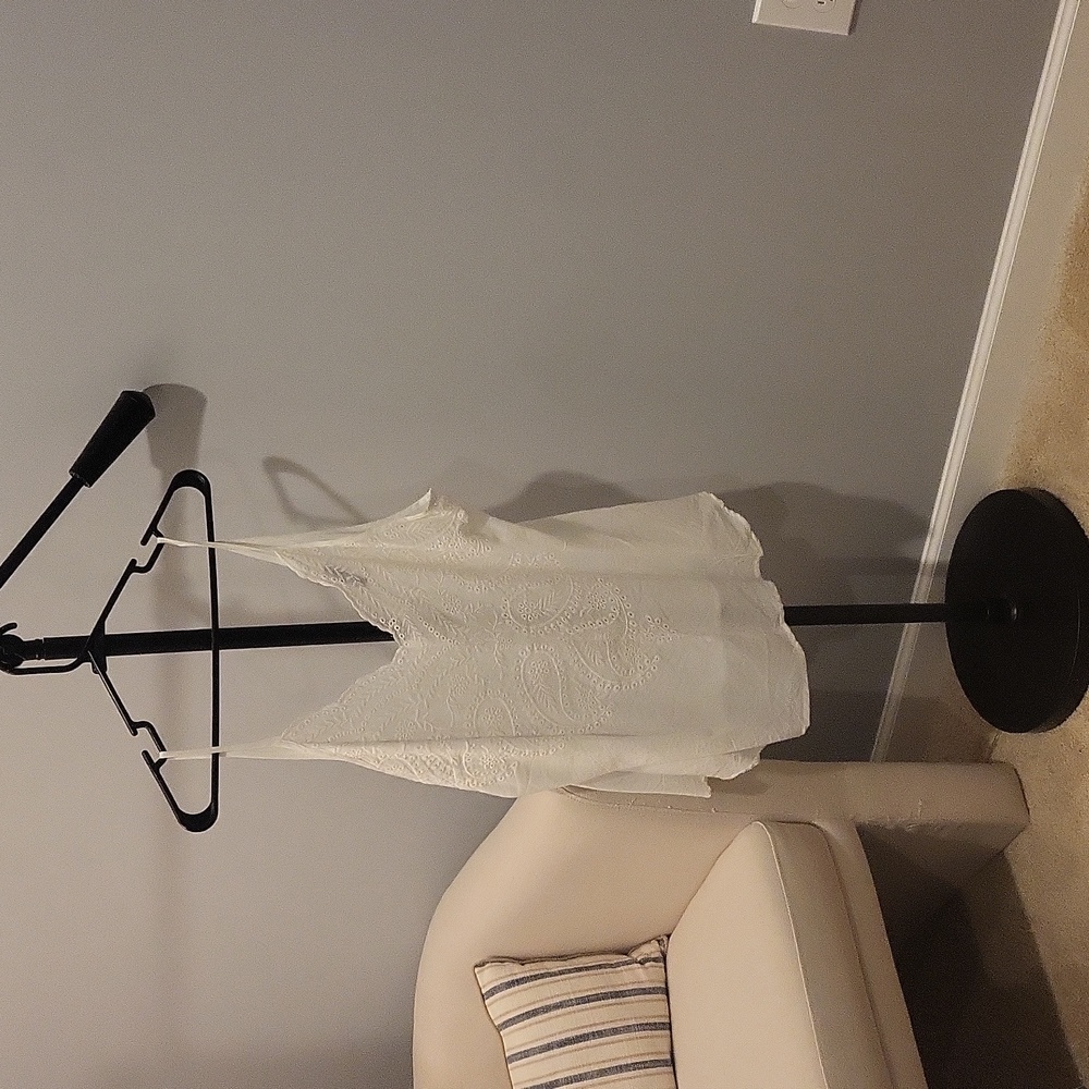 White patterned tank top